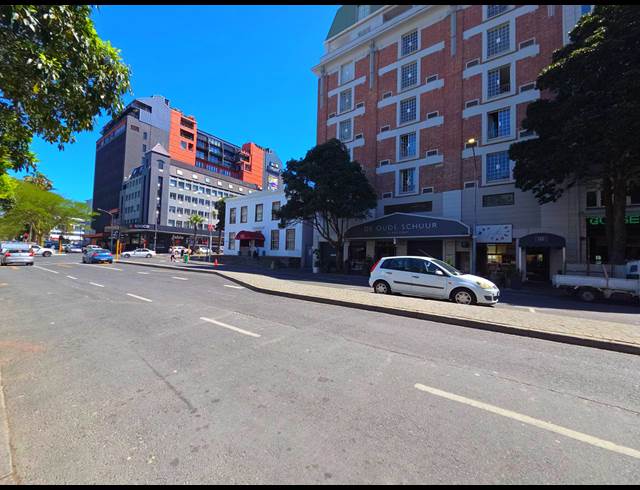 459M² RETAIL TO LET IN CAPE TOWN CITY CENTRE