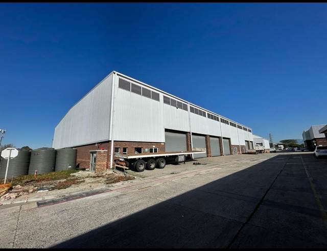4,172M² WAREHOUSE TO LET IN SACKS CIRCLE INDUSTRIAL