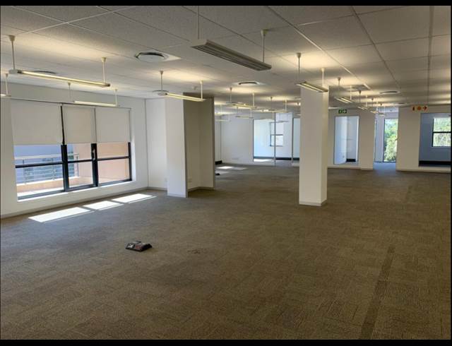 512M² OFFICE TO LET IN SANDTON CENTRAL