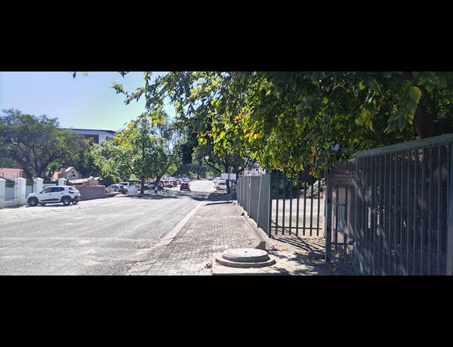 110M² OFFICE TO LET IN SONHEUWEL EXT 1
