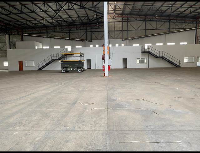 5,965M² WAREHOUSE TO LET IN GOSFORTH PARK