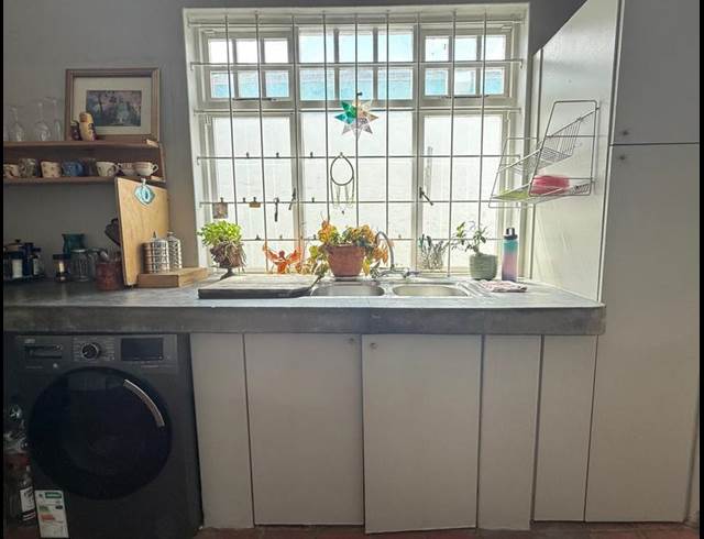 2 BEDROOM PROPERTY TO RENT IN WOODSTOCK