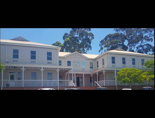 131M² OFFICE RENTED IN SELBORNE