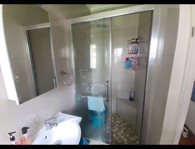 3 BEDROOM FREESTANDING TO LET IN SANDRINGHAM