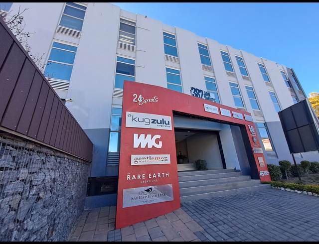 79M² OFFICE TO LET IN CRAIGHALL