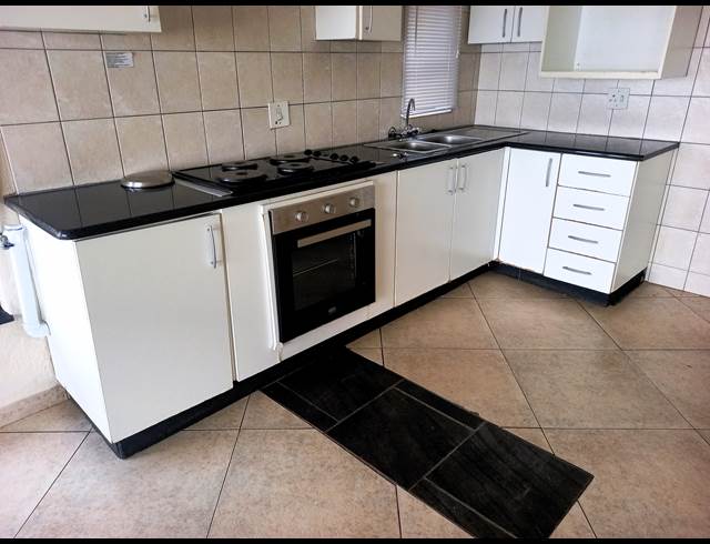 2 bed property to rent in WINKLESPRUIT