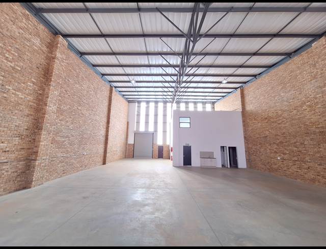 414M² WAREHOUSE TO LET IN KYA SANDS