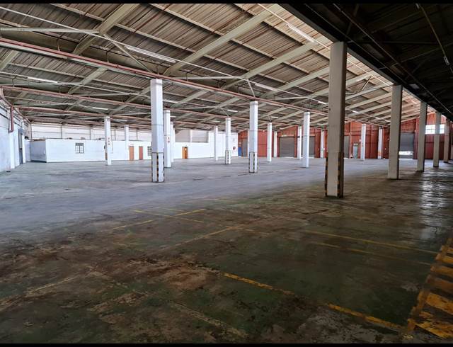 3,600M² WAREHOUSE TO LET IN WADEVILLE