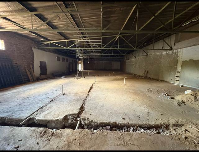 1,925M² WAREHOUSE TO LET IN GERMISTON CENTRAL