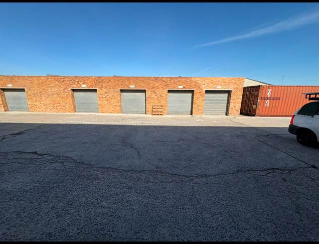 152M² WAREHOUSE TO LET IN BROADLANDS PARK