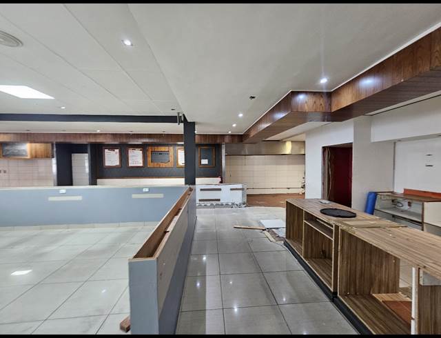393M² RETAIL TO LET IN EPPING INDUSTRIAL