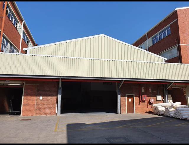 1,310M² WAREHOUSE TO LET IN WESTMEAD
