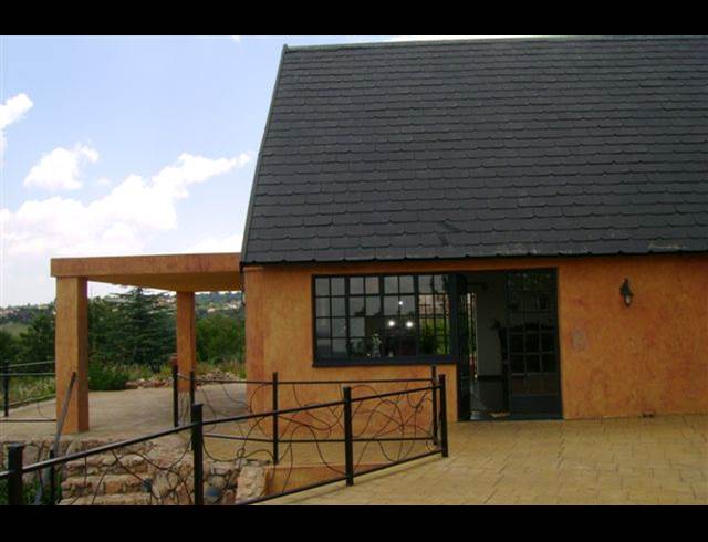 3 bed property to rent in NORTHCLIFF