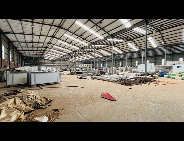 4,400M² WAREHOUSE TO LET IN SYBRAND VAN NIEKERK INDUSTRIAL