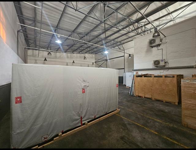329M² WAREHOUSE TO LET IN MALL INTERCHANGE