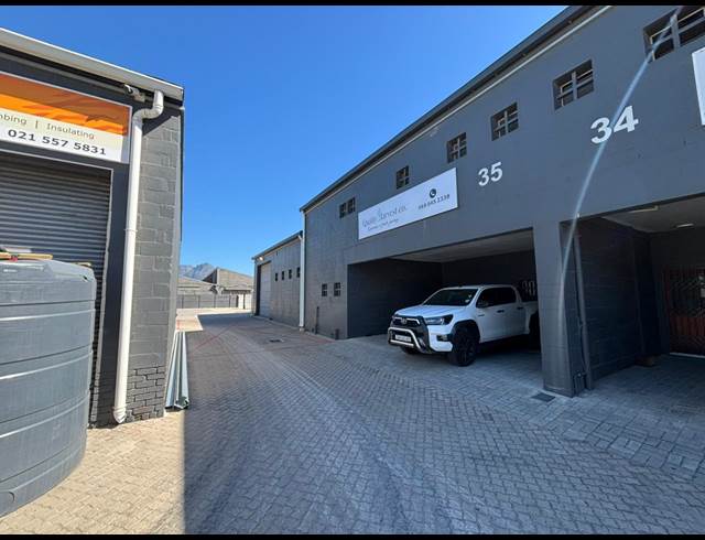 420M² WAREHOUSE TO LET IN EPPING INDUSTRIAL