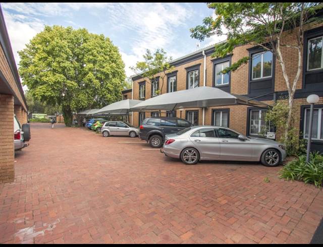 814M² OFFICE TO LET IN RIVONIA