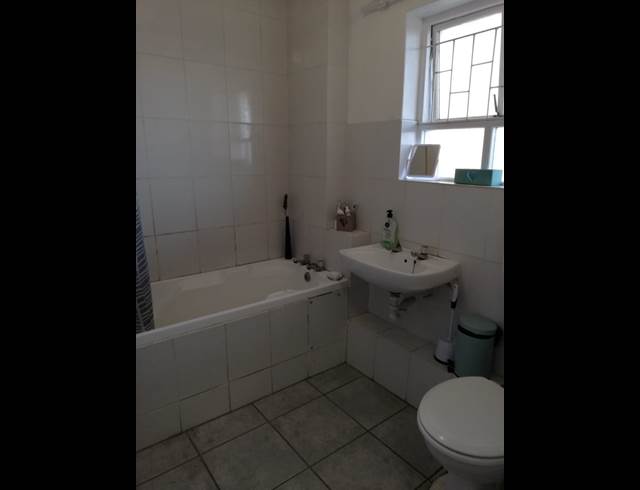2 bed property to rent in SUNNYDALE