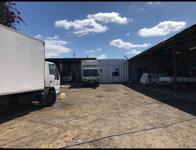 1,300M² INDUSTRIAL YARD RENTED IN BLACKHEATH INDUSTRIAL