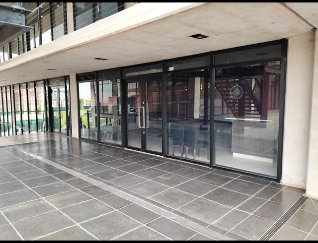 93M² RETAIL TO LET IN NEW TOWN CENTRE
