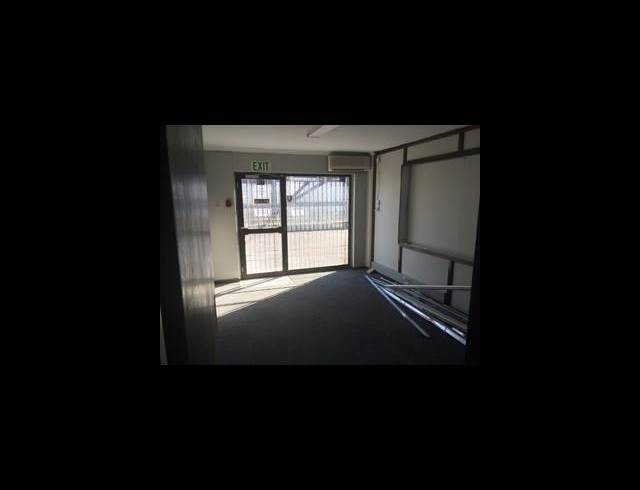 1,225M² WAREHOUSE TO LET IN EPPING INDUSTRIAL