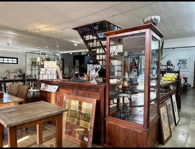 622M² BUSINESS TO LET IN AUDAS ESTATE