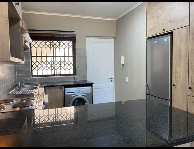 2 bed property to rent in RONDEBOSCH
