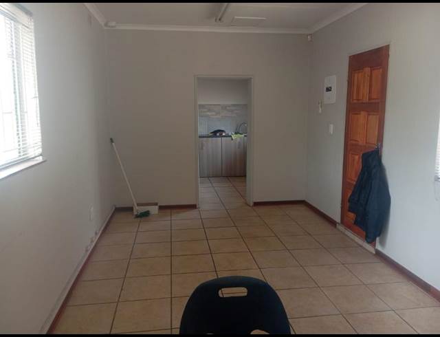 110M² OFFICE TO LET IN NELSPRUIT CENTRAL