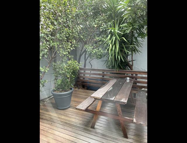 73M² OFFICE TO LET IN GARDENS