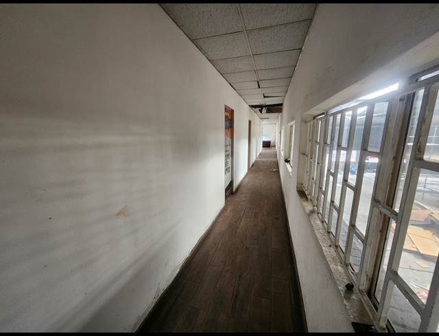600M² WAREHOUSE TO LET IN WADEVILLE