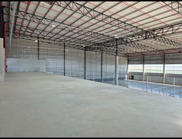 2,322M² WAREHOUSE TO LET IN ATLANTIC HILLS