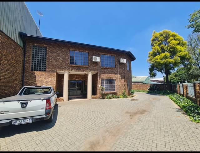 245M² OFFICE TO LET IN WADEVILLE