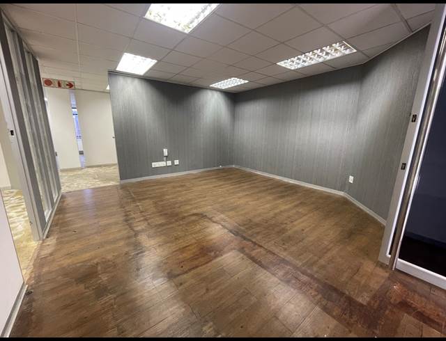 209M² OFFICE TO LET IN ROSEBANK