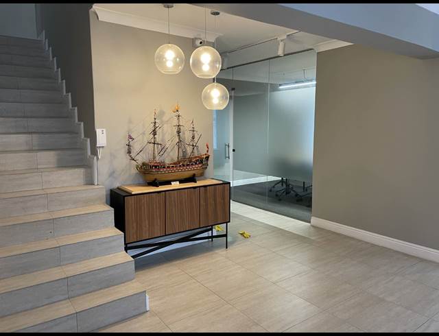 73M² OFFICE TO LET IN GARDENS