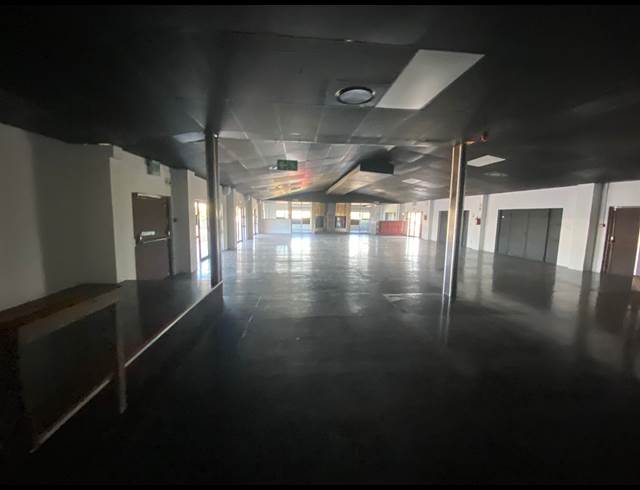 370M² RETAIL TO LET IN PARKLANDS