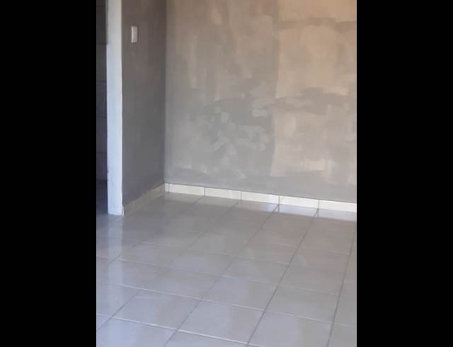 1 bed property to rent in DEVLAND