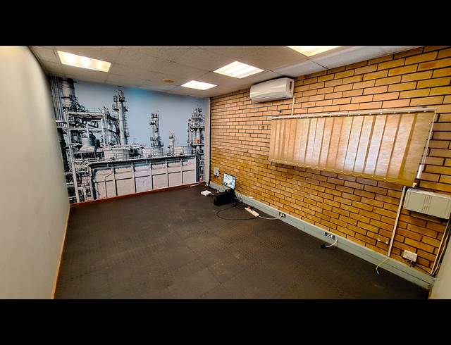 900M² WAREHOUSE TO LET IN NELSPRUIT INDUSTRIAL