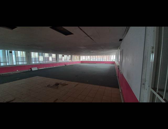 536M² BUSINESS TO LET IN BORDEAUX