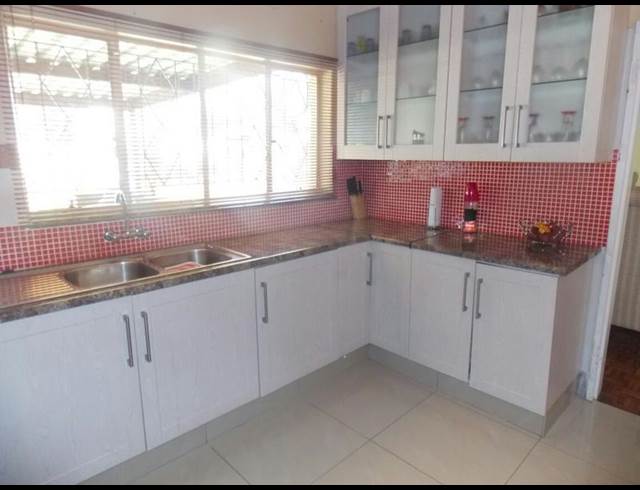 3 BEDROOM PROPERTY TO RENT IN MEYERTON CENTRAL