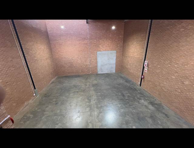 284M² WAREHOUSE TO LET IN DRIEHOEK