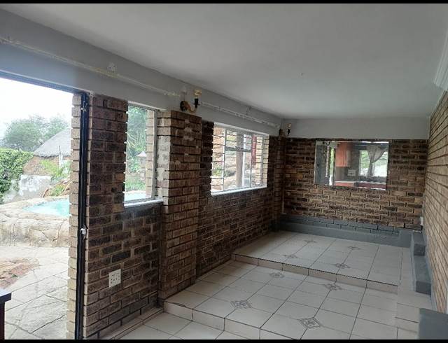 1 bed property to rent in OAKDENE