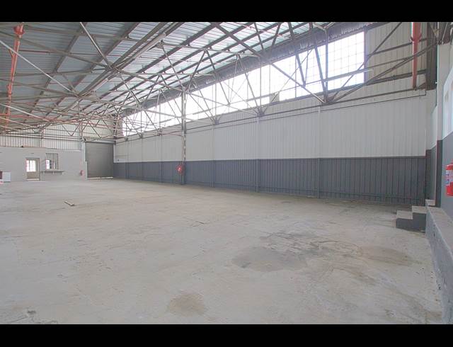 352M² WAREHOUSE TO LET IN CITY DEEP