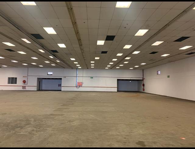 3,000M² WAREHOUSE TO LET IN PAARL CENTRAL