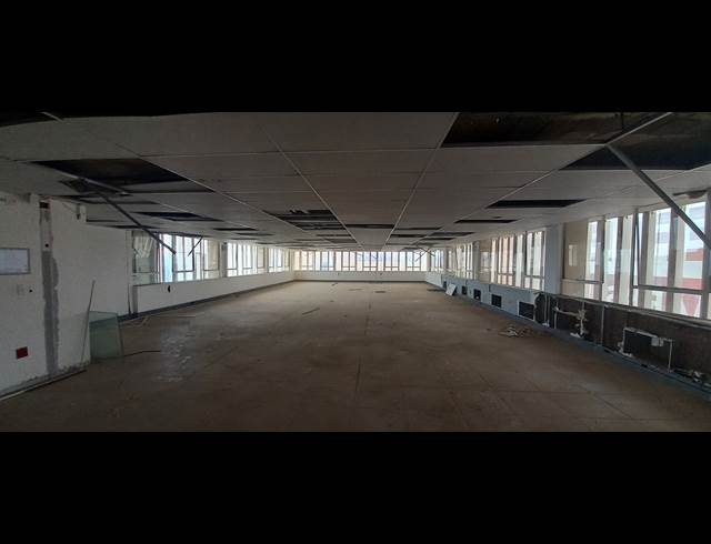 536M² BUSINESS TO LET IN BORDEAUX