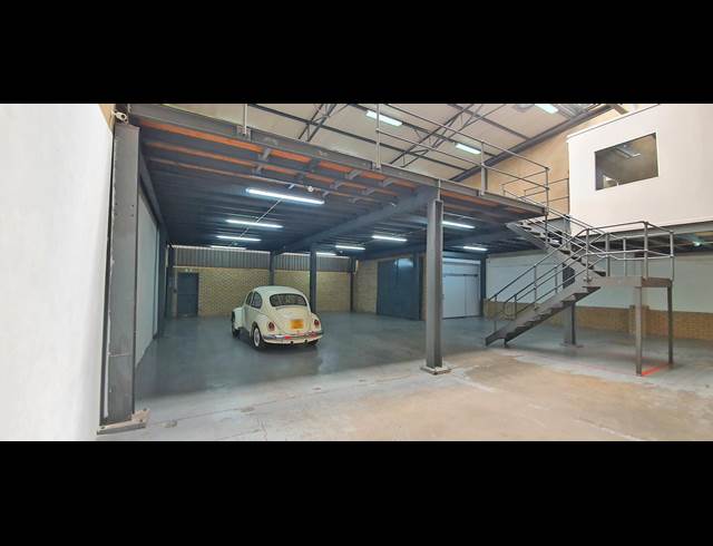 453M² WAREHOUSE TO LET IN MEADOWDALE