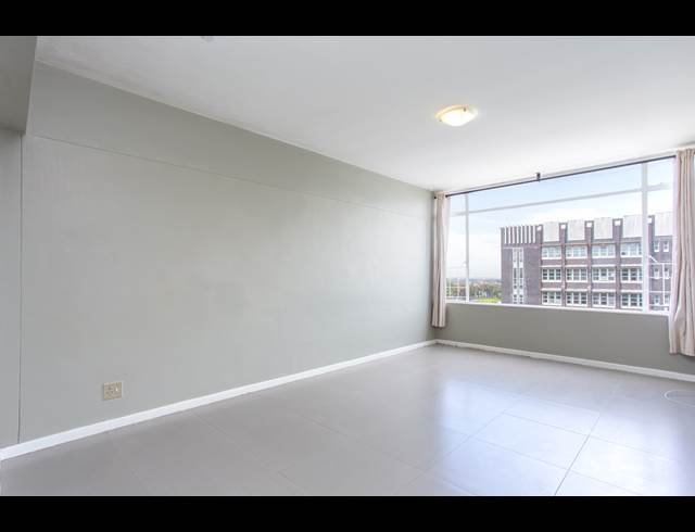 2 BEDROOM APARTMENT RENTED IN WYNBERG UPPER
