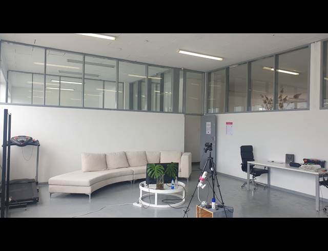 500M² BUSINESS TO LET IN WOODSTOCK