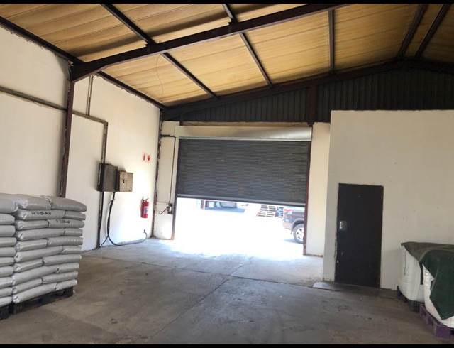 375M² WAREHOUSE TO LET IN BOKSBURG EAST