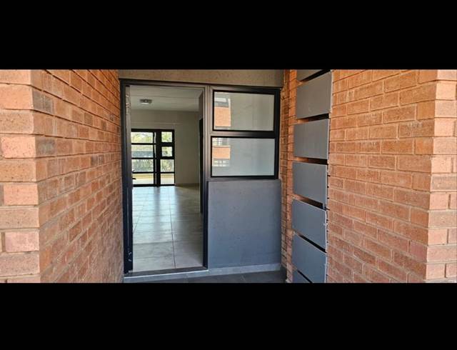 3 BEDROOM APARTMENT TO LET IN BARTLETT