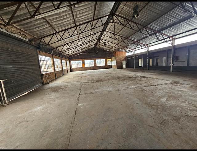 848M² WAREHOUSE TO LET IN NEW ERA